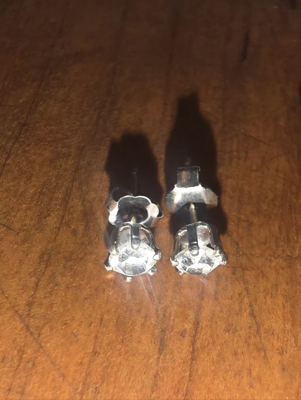 14K White Gold Zirconia Earrings